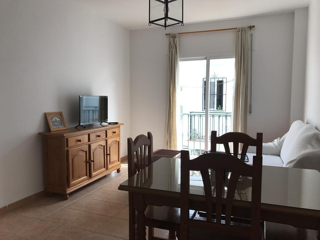 Easy Nerja Apartments Exterior photo
